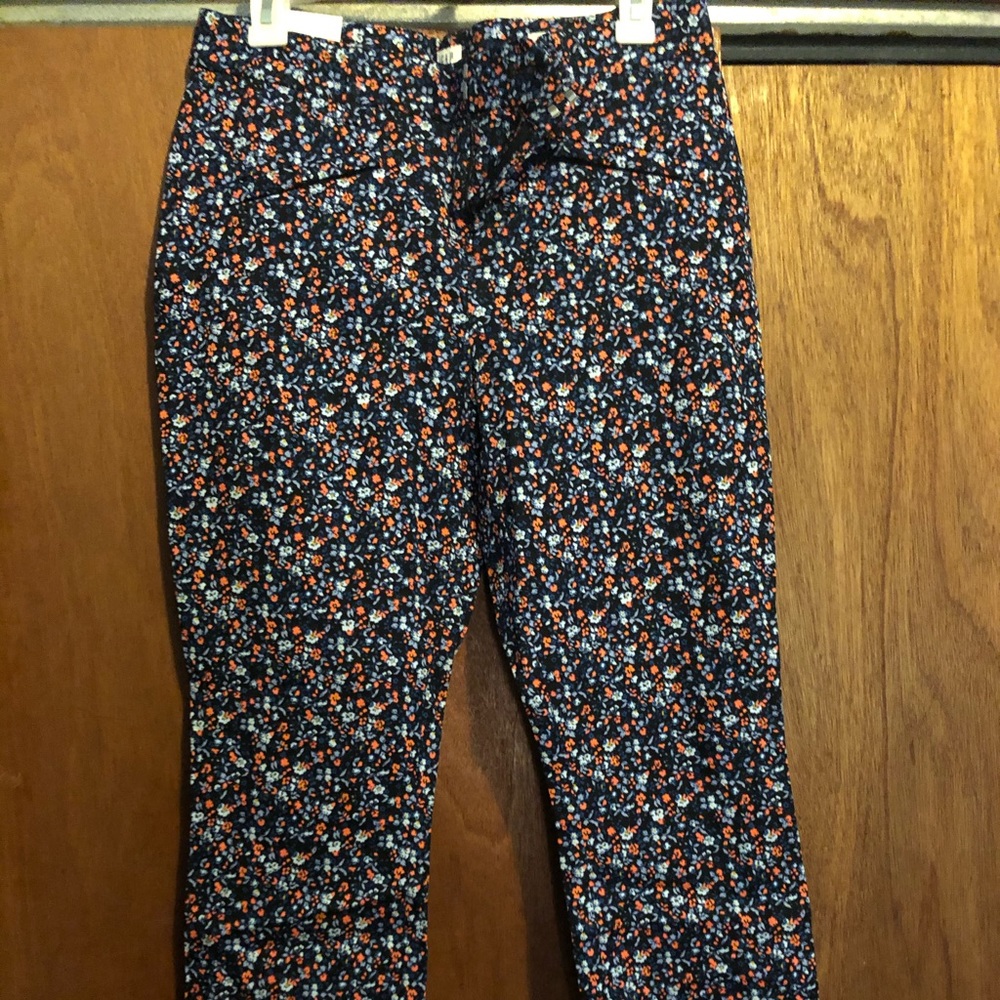 Size 8 ankle pants NWT